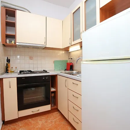 With Parking Space Vrsine, Trogir - 25327 Apartmán Marina