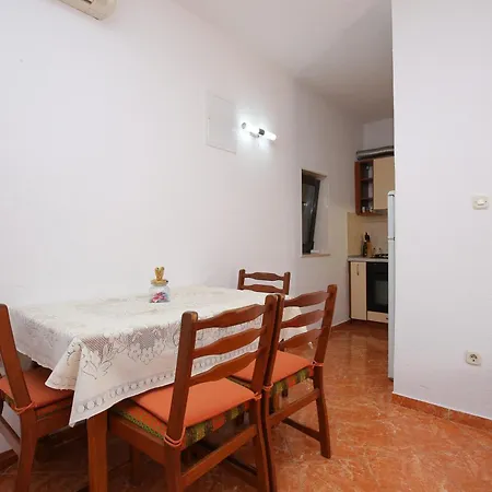 With Parking Space Vrsine, Trogir - 25327 Apartmán *